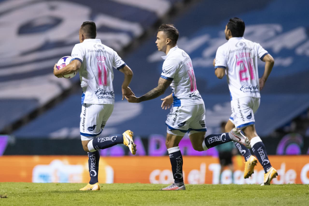 Puebla se metía al partido con un tremendo testarazo de Álvarez (77').