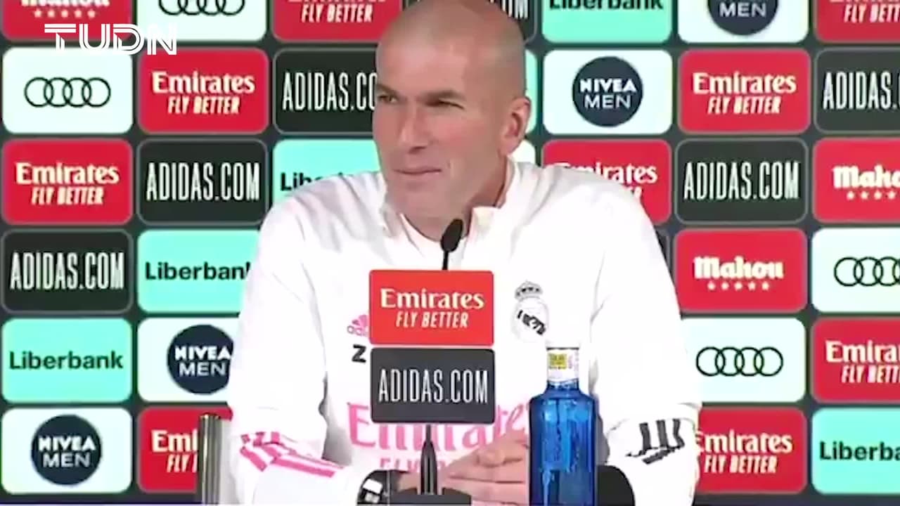 Zidane carga contra la prensa: "Merezco respeto"