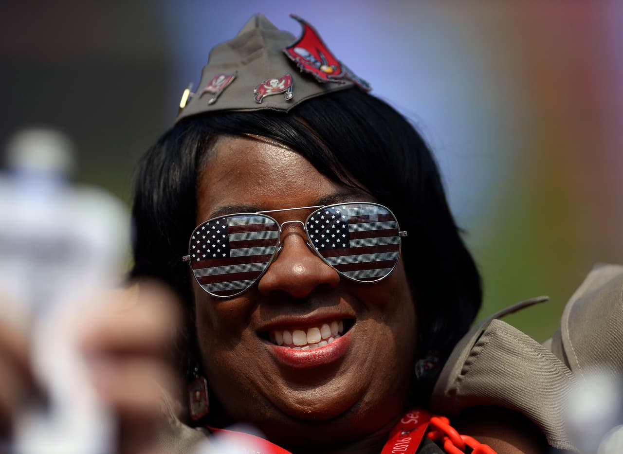 Esta fan también se puso ad hoc en honor a los militares.