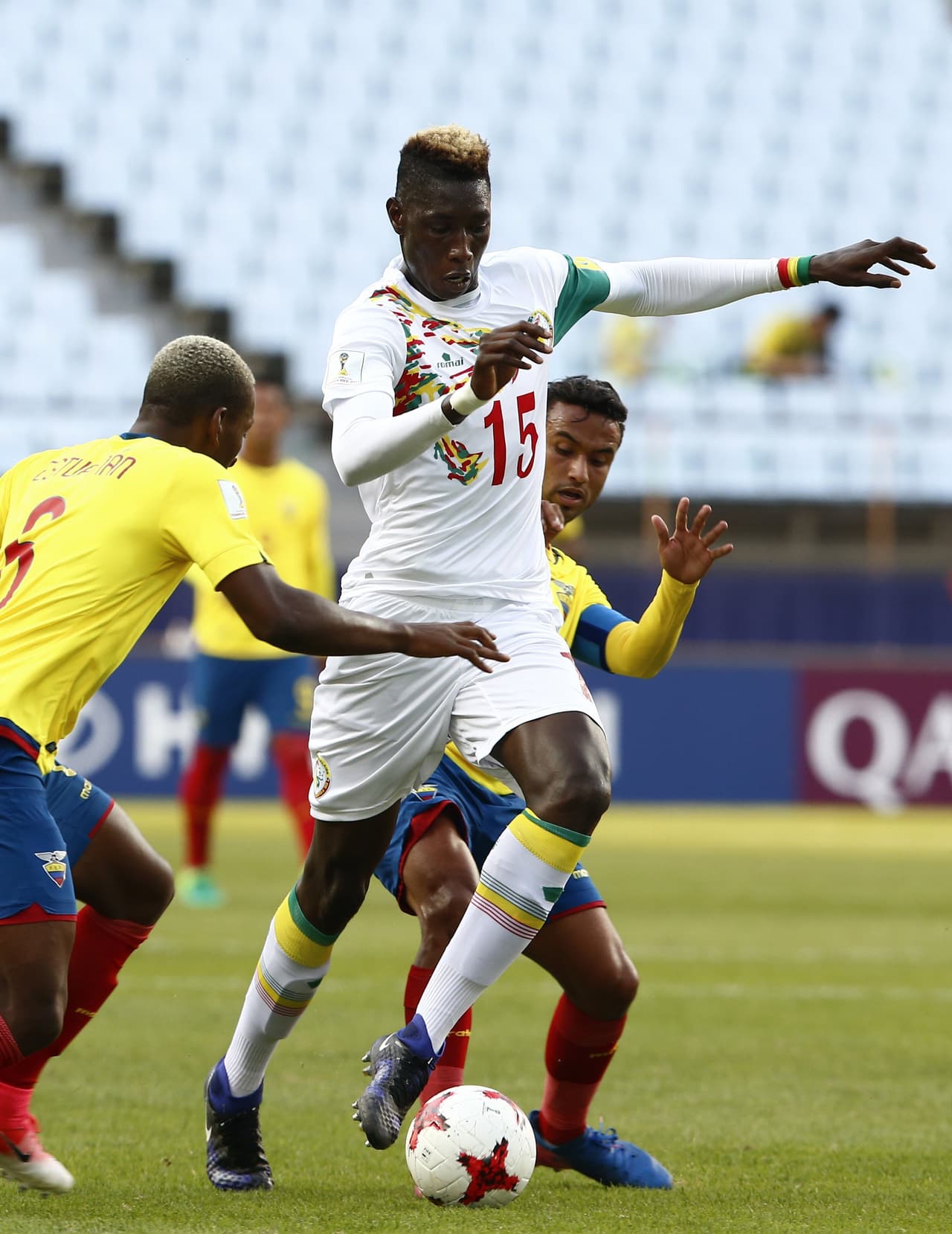 La estatura de los jugadores de Senegal será uno de los aspectos que México tendrá que contrarrestar con su fútbol. Pueden ser muy fuertes.