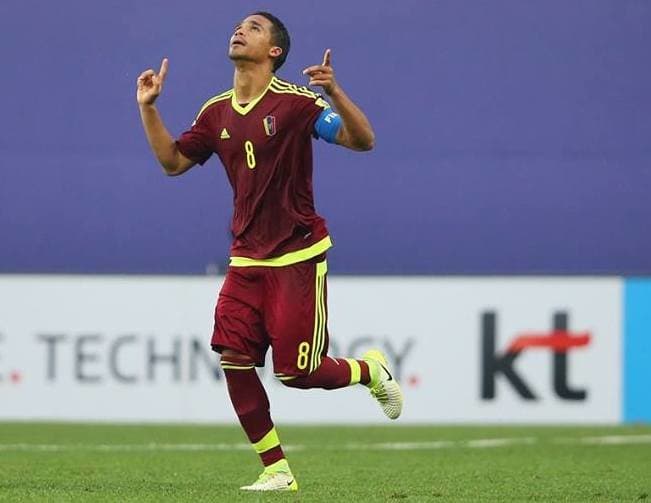 De la mano de Yangel Herrera, Venezuela vive un cuento de hadas en Corea.