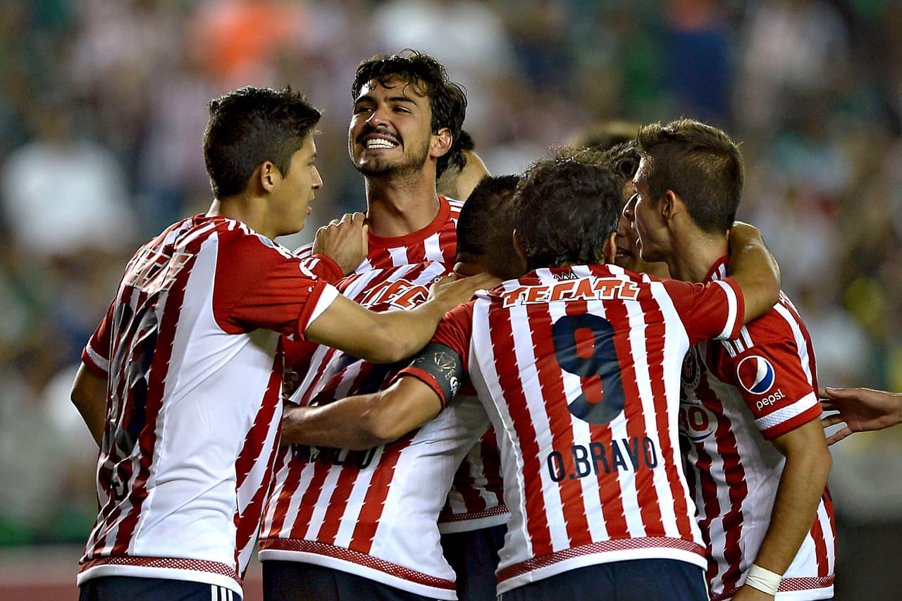 Apodado el Mats Hummels mexicano por su parecido físico con el defensa alemán, Alanís se ganó el respeto y apoyo de sus compañeros.