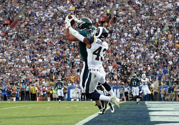 Trey Burton tuvo 2 recepciones de 6 puntos para los Eagles. Terminó la noche con 71 yardas en 5 pases competos.