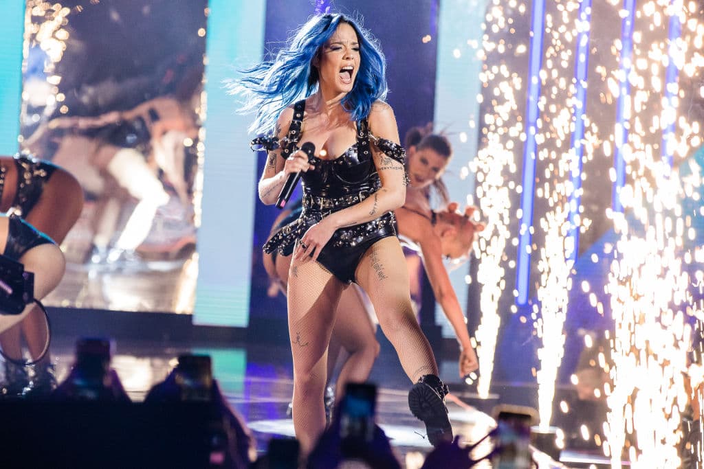 Halsey, como muchos otros nuevos artistas, se valió de las redes sociales para darse a conocer.