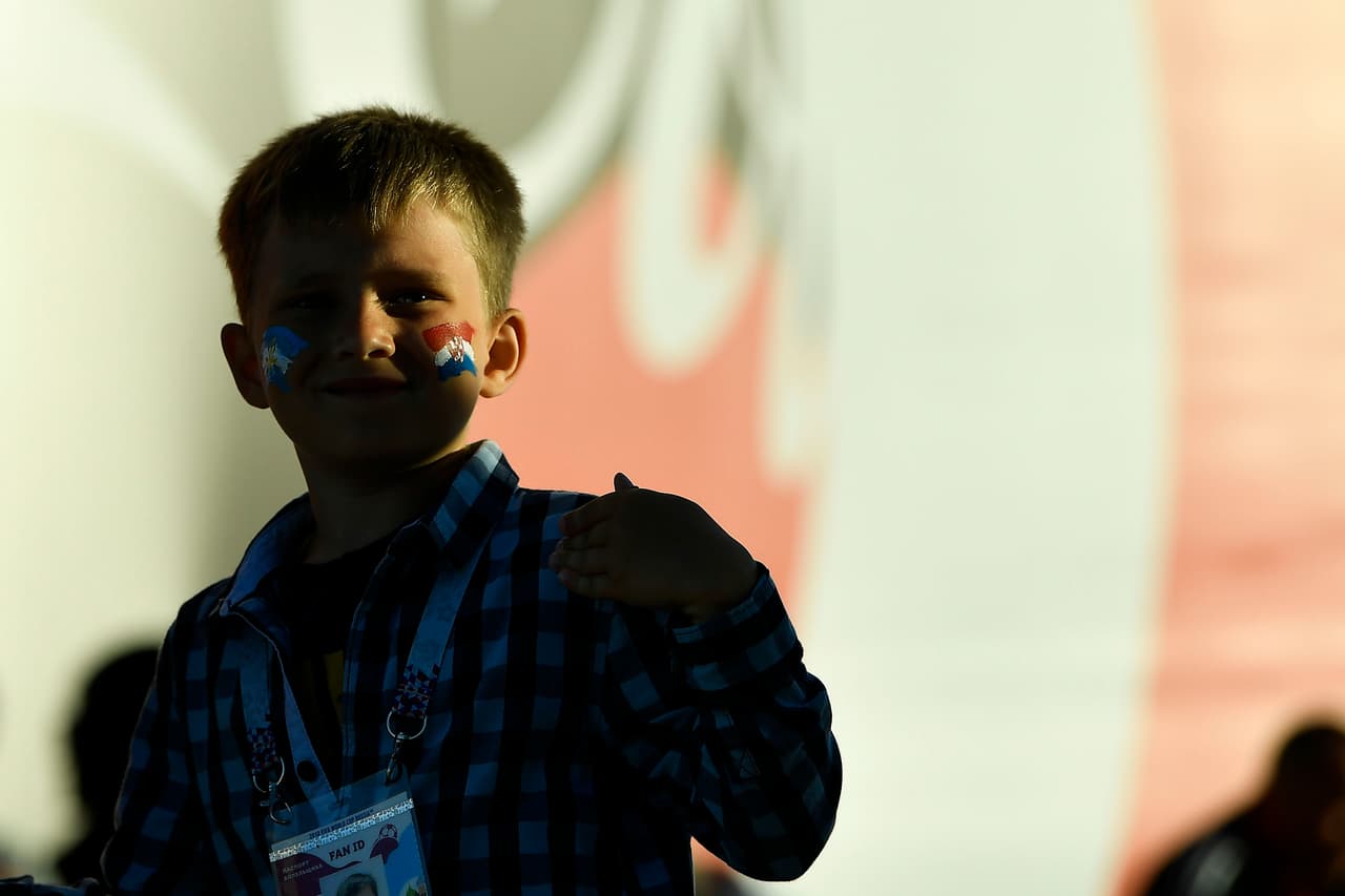 Los fanáticos de Argentina se aferran a la capacidad de Lionel Messi en su duelo contra Croacia, cuyos hinchas también hacen parte del colorido en el segundo partido de ambos equipos en Rusia 2018.