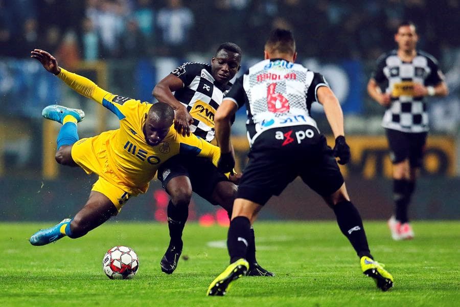 Boavista 0-1 Porto. Con gol de Alex Telles, el Porto se lleva el triunfo; 'Tecatito' Corona jugó los 90 minutos.