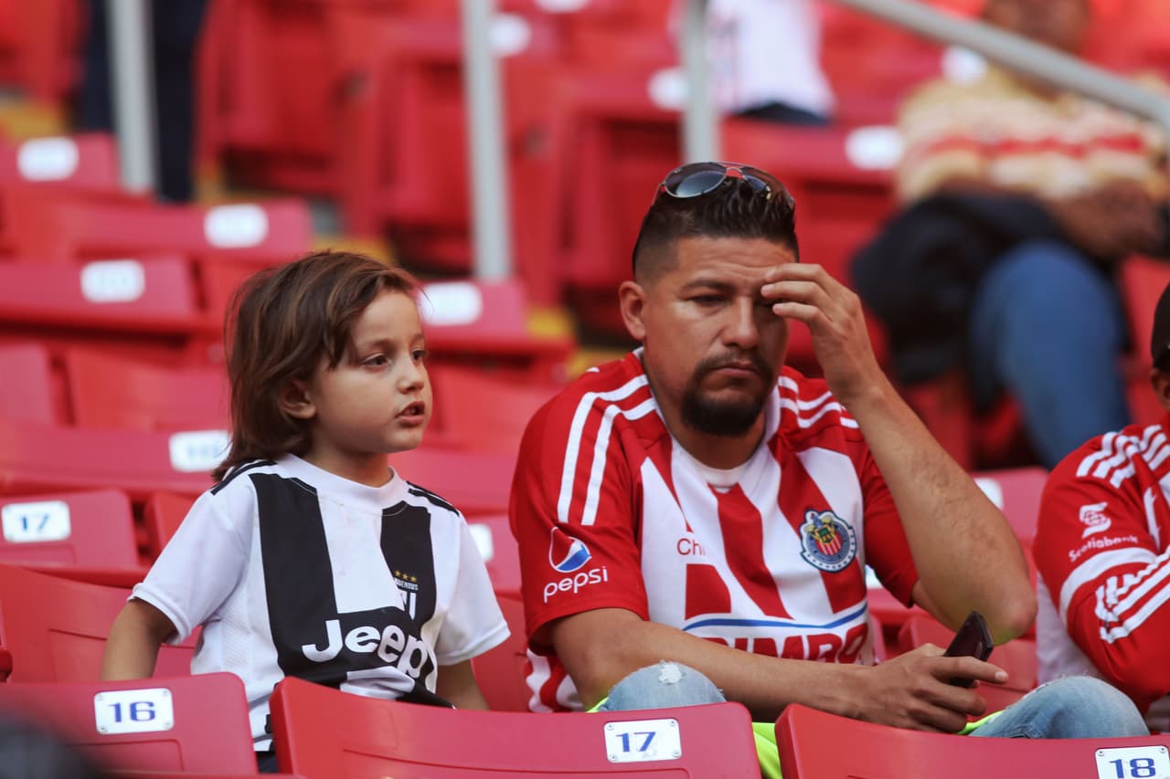 Los fanáticos listos para el duelo entre Chivas y Toluca por la Jornada 3 del Clausura 2019.