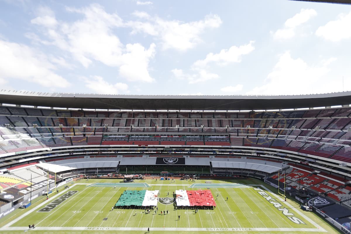 Ya se alistan los últimos detalles para recibir a Houston y Oakland para el histórico partido de este lunes en la Ciudad de México.