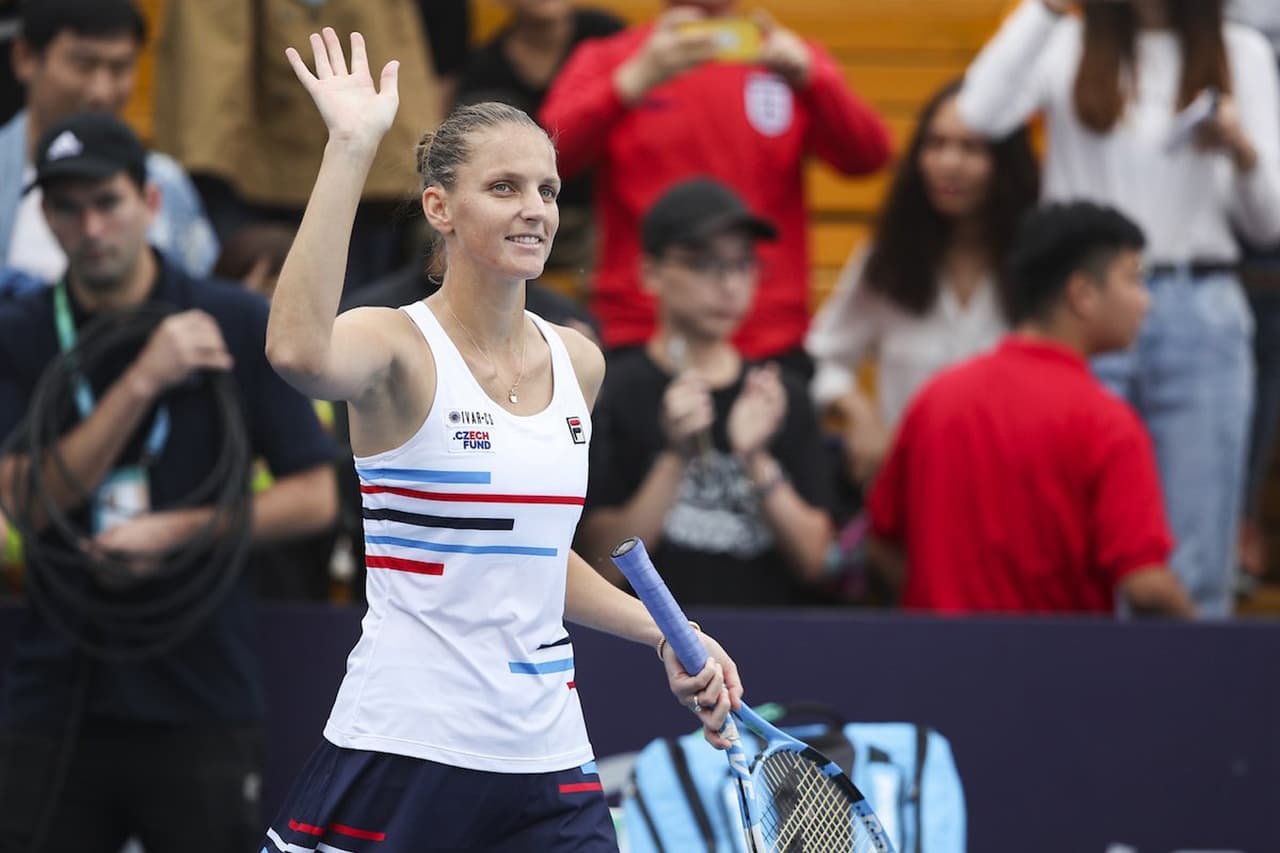 Karolina Pliskova se corona en Zhengzhou