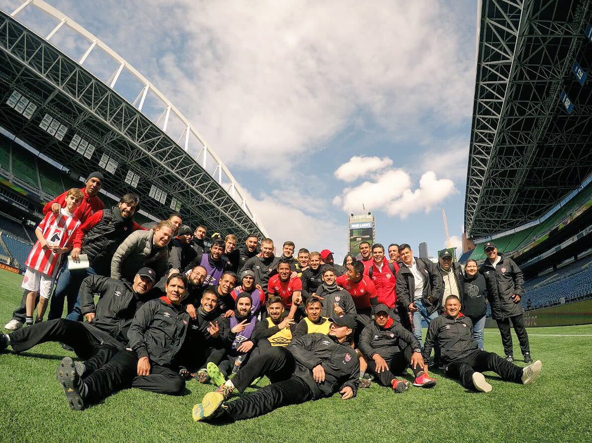 Gonzalo Pineda, Seattle Sounders reciben al Necaxa en oficinas para intercambio de ideas