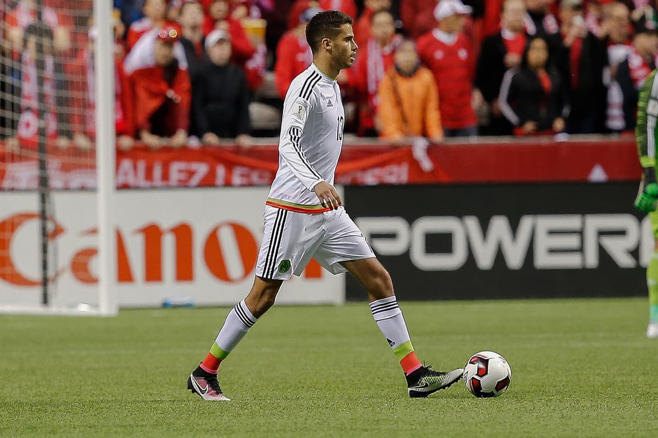 7 - Diego Reyes - Tuvo un partido sin aspavientos, no fue muy exigido pero hizo bien sus coberturas y quitó espacios a los atacantes canadienses que se perdieron ante su marca.