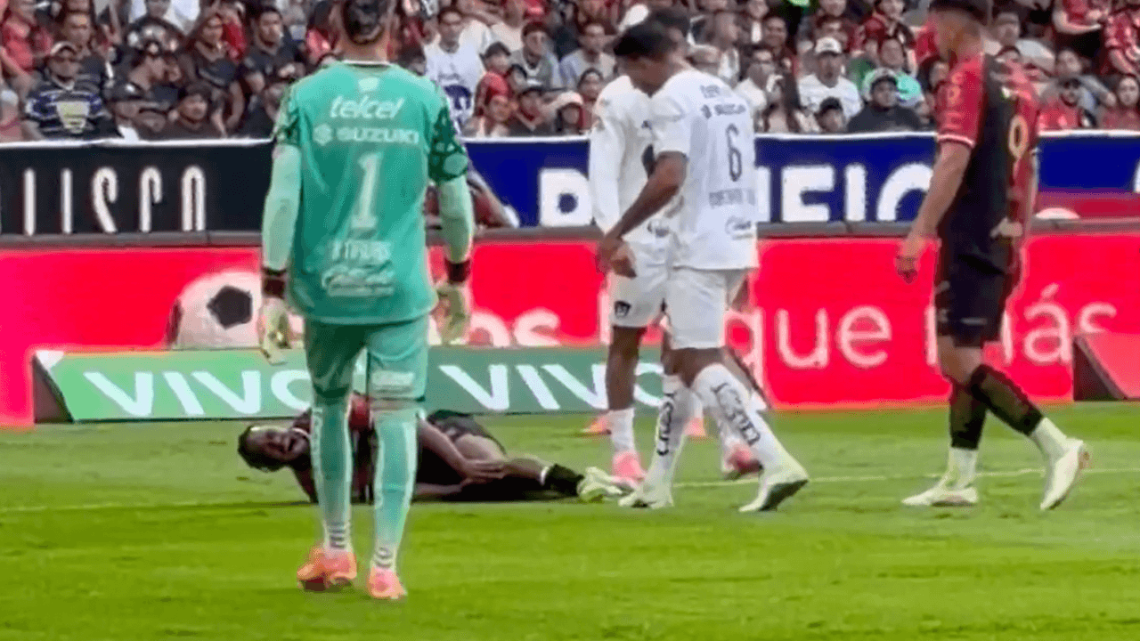 ¡Vean lo que hizo Keylor al momento de la lesión de Duk!
