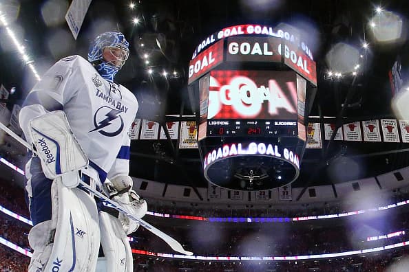 Desde el 1938 los Chicago Blackhawks no ganaban en su propia casa. Este es el tercer título en seis años