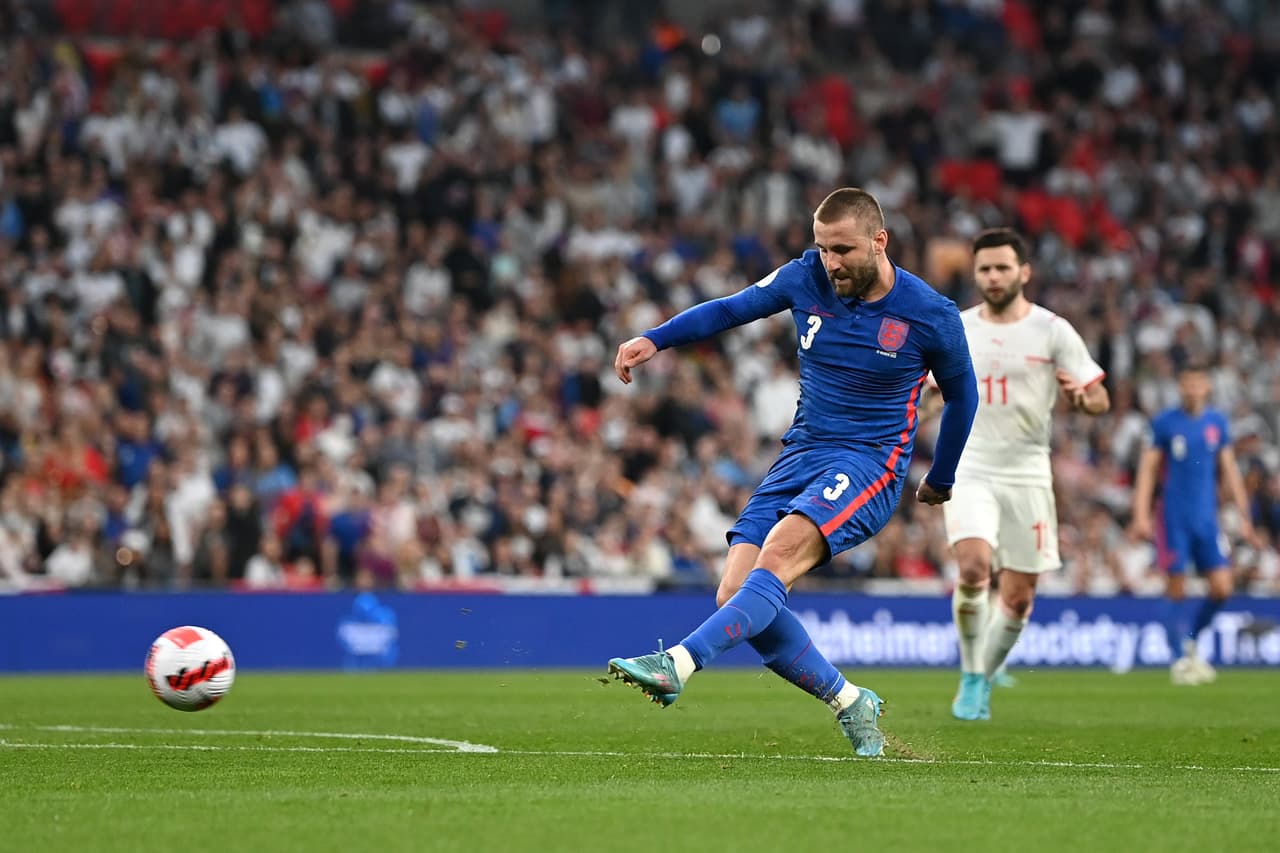 Inglaterra venció 2-1 a Suiza en amistoso celebrado en Wembley.