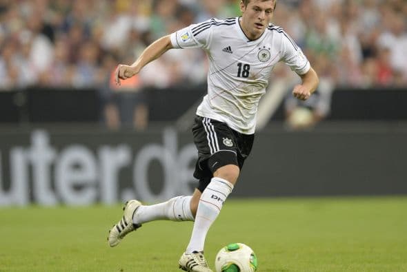 Entre lo que llegan ya se habla insistentemente de Toni Kroos, del Bayern de Múnich. Incluso se asegura que han aprovechado la visita a Múnich para la vuelta de la Champions, para quedarse unos días más y negociar con el jugador y su agente.