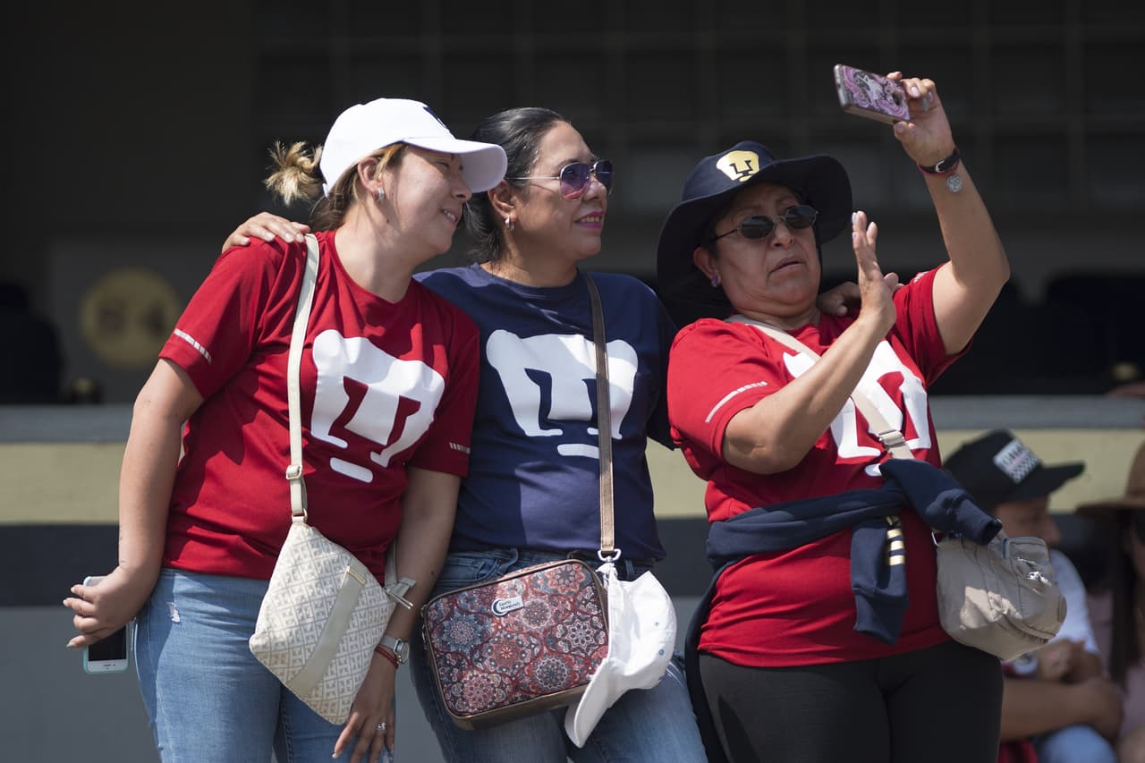 El estadio de Ciudad Universitaria se vistió de fiesta con los colores de Pumas UNAM y Monarcas Morelia para vivir el duelo de la Jornada 10 del Clausura 2019 en Liga MX.