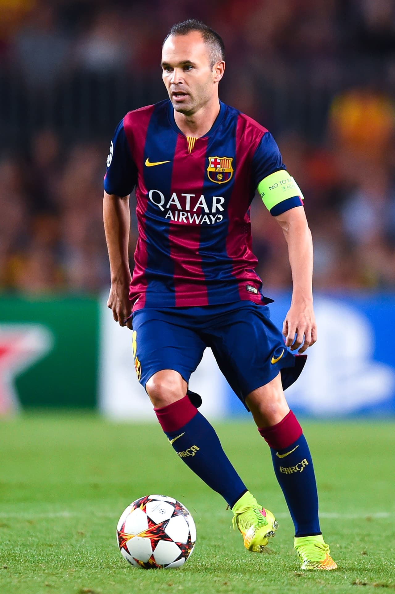 La clase de Iniesta no puede cuestionarse y ahora con el gafete de capitán quiere ser quien lleve a la oncena catalana a levantar la quinta Orejona del club. Su despliegue ofensivo, giros de 180 grados y pases por algún resquicio lo convierten en un peligro latente para la Juve. De sus botas puede salir la asistencia o el remate que resuelva el partido.