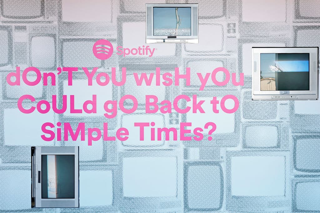 Puedes eliminar la opción de reproducción aleatoria por defecto cuando reproduce un álbum. ¿Cómo llegamos a este punto y qué tiene que ver con la cantante de pop Adele?