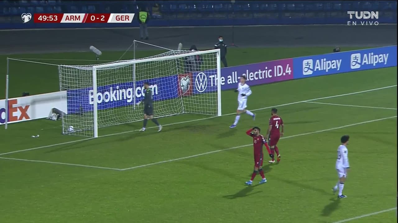 ¡GOL!  anota para Alemania. Ilkay Gündogan