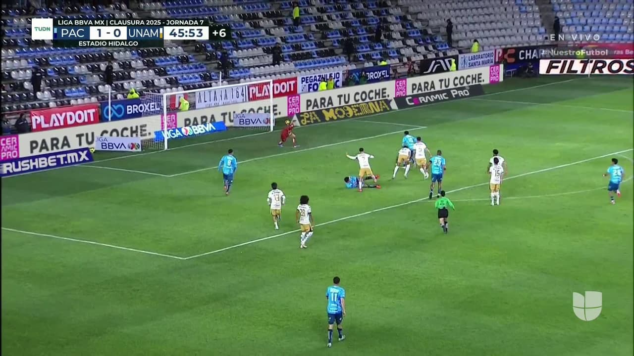 ¡GOOOL! John Kennedy anota para Pachuca.