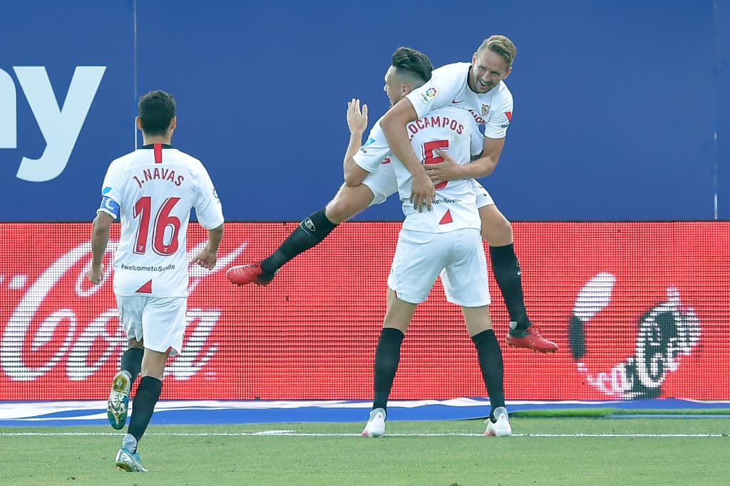El Levante y el Sevilla reparten puntos con empate a un gol; autogol de Diego Carlos y tanto de De Jong para el Sevilla.