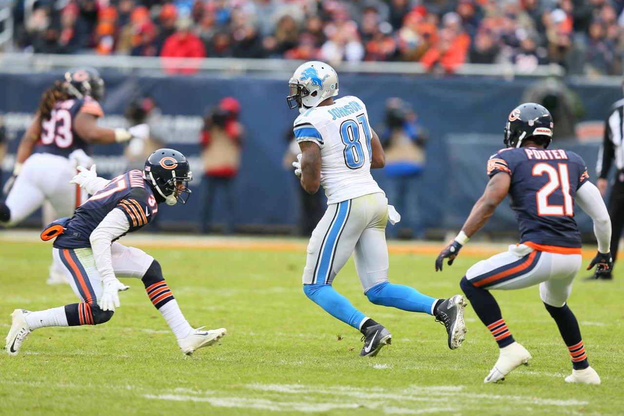 9 CALVIN JOHNSON – Megatron se despidió en grande de una temporada buena pero no tan espectacular como otras. Las 137 yardas que tuvo contra Chicago le sirvieron para superar las 1,000 en la campaña, terminó con 1,214 y 9 touchdown.