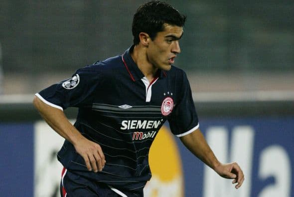 Nery Castillo, el polémico delantero tuvo su mejor época jugando con el Olympiakos de Grecia, con los helénicos disputó el torneo en la temporada 2003-2004.