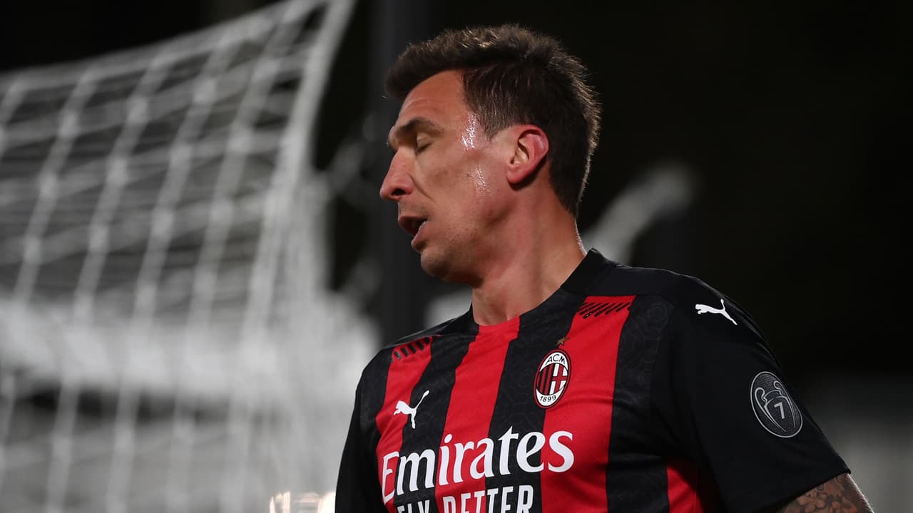 Mandzukic anuncia su retiro con una emotiva carta dirigida a él mismo