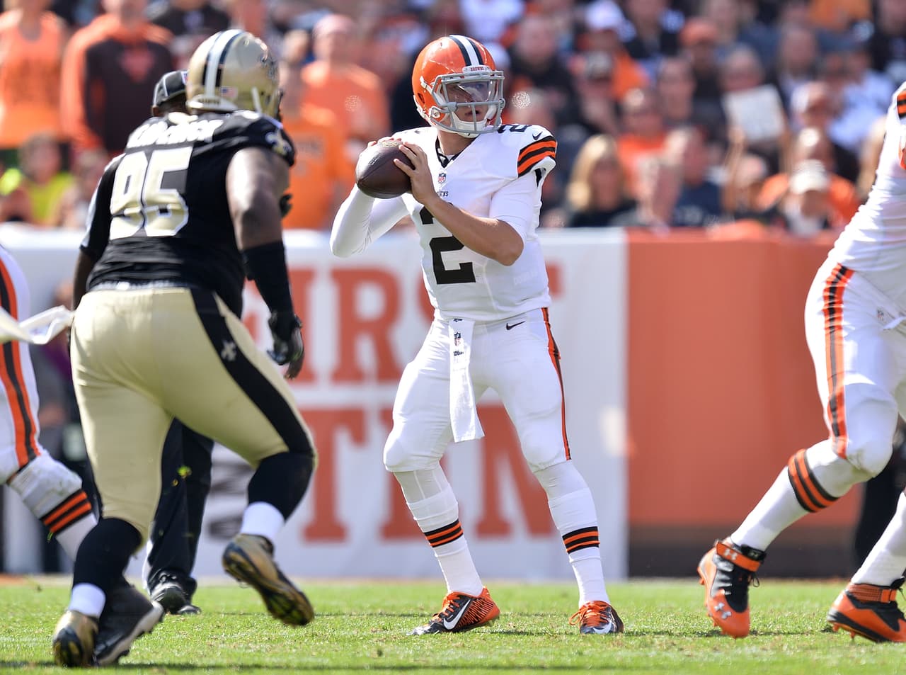CLEVELAND, OH - SEPTEMBER 14: Johnny Manziel #2 of the Cleveland Browns looks to pass during the third quarter against the New Orleans Saints at FirstEnergy Stadium on September 14, 2014 in Cleveland, Ohio. (Photo by Jamie Sabau/Getty Images)