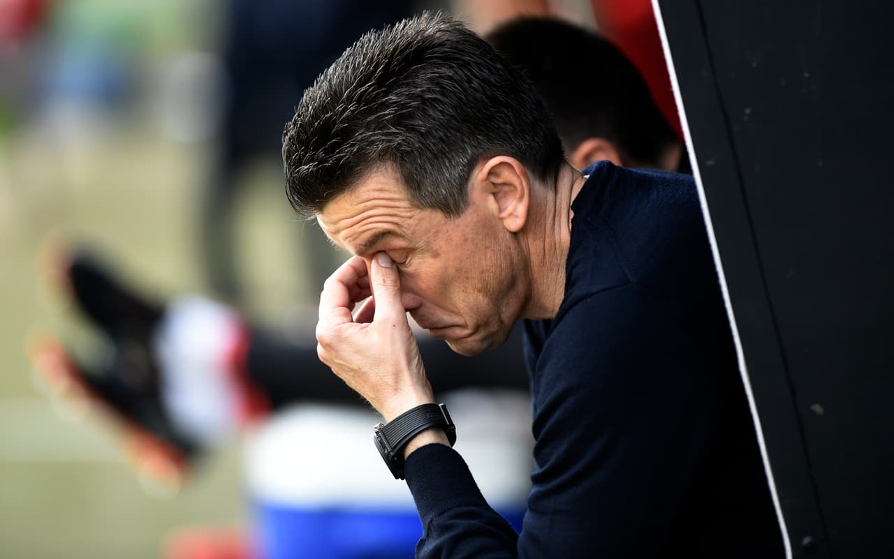 Juan Carlos Unzué era el técnico del Celta que también perdió rápidamente la paciencia con Emre Mor.