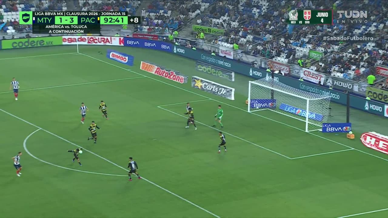 ¡TIRO ATAJADO! disparo por Roberto de la Rosa.