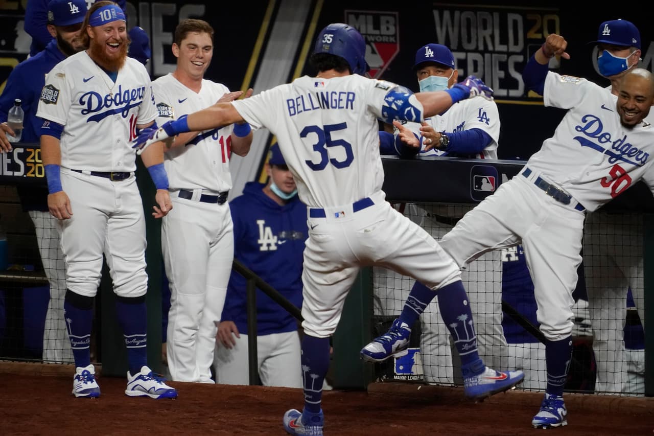 Los Tampa Bay Rays no encuentran el pitcheo que querían y los Dodgers se aprovechan de eso para vencer 3-8 y adelantarse en la Serie Mundial.