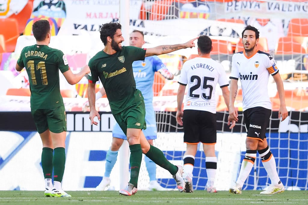 La siguiente jornada del futbol español, Granada recibirá al Valencia, quienes ocupan la décima posición de la competición.