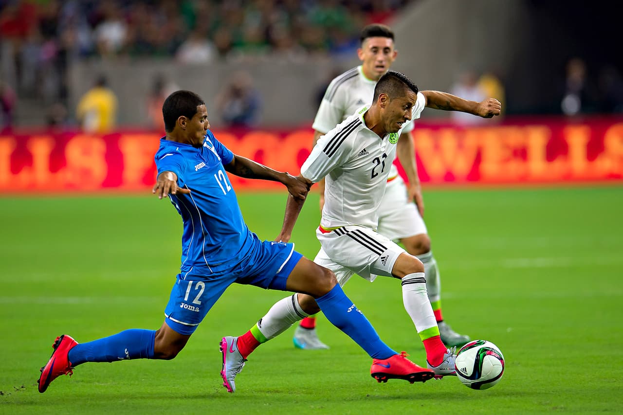 7 Brayan García supo frenar al equipo mexicano desde el medio campo catracho y forma una pareja con Mejía que hay que seguir en Copa Oro.