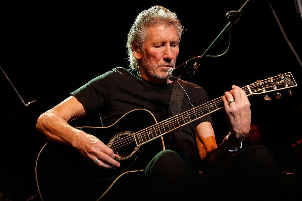 Waters ha sido acreditado por escribir algunas de las canciones más memorables de Pink Floyd.