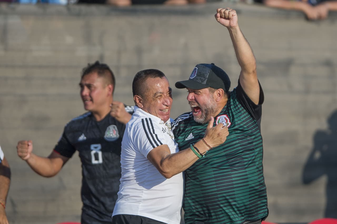 México logra su quinta clasificación al Mundial de fútbol playa, tercera de forma consecutiva. Este domingo será la final contra Estados Unidos.