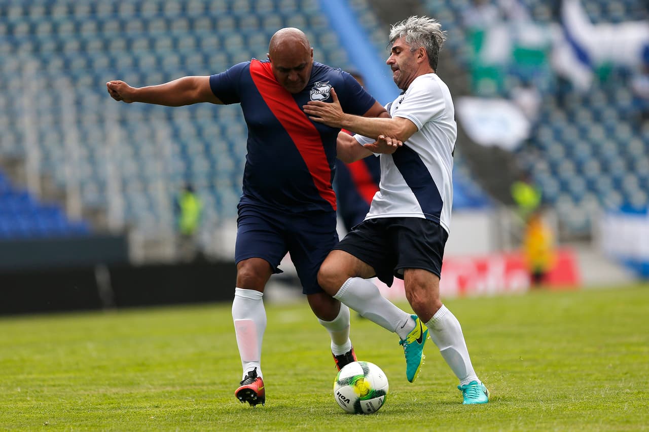 Aunque el Puebla no clasificó a la Liguilla, hubo buen fútbol para el juego a beneficio de la familia de Pablo Larios con sus leyendas.