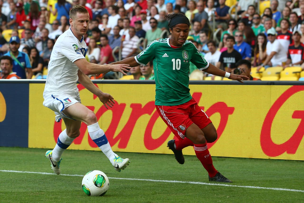 Los aztecas debutaron en ese torneo con una derrota de 2-1 ante Italia, para luego perder con Brasil 2-0 y cerrar su participación con victoria de 2-1 ante Japón, para quedar fuera en fase de grupos.
<br>