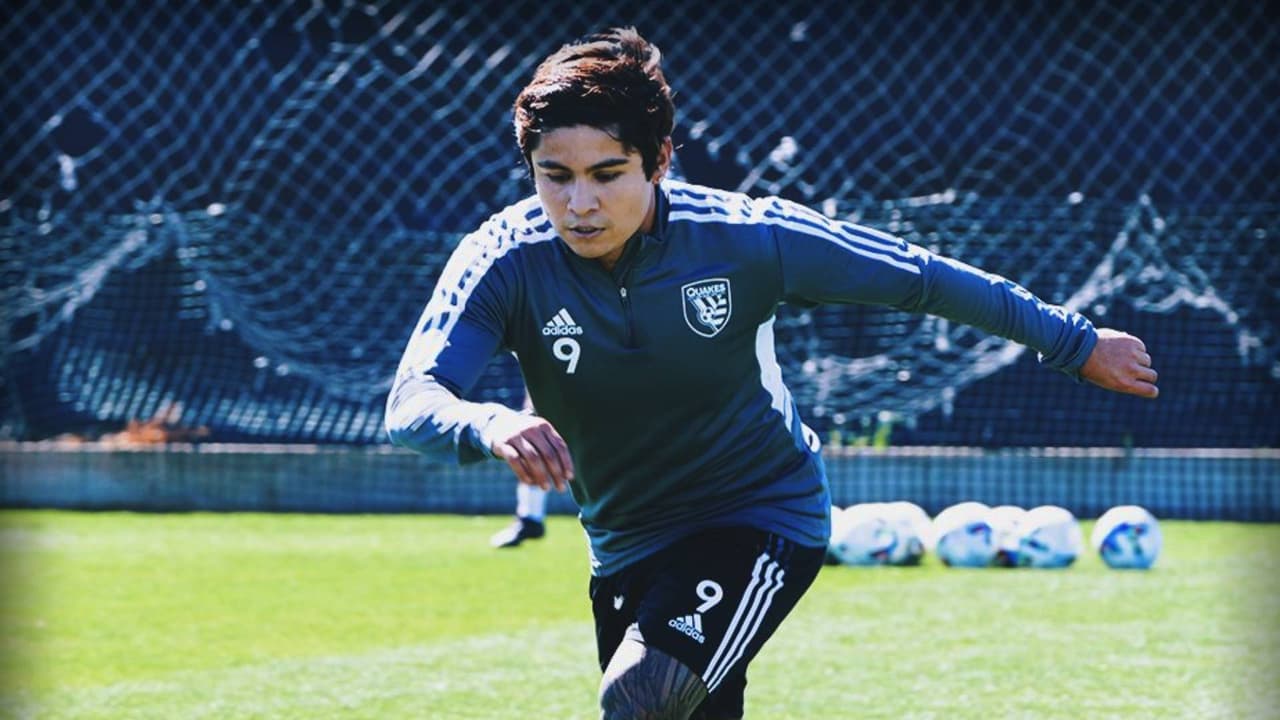 ‘Chofis’ se lesiona en calentamiento previo a enfrentar a Minnesota