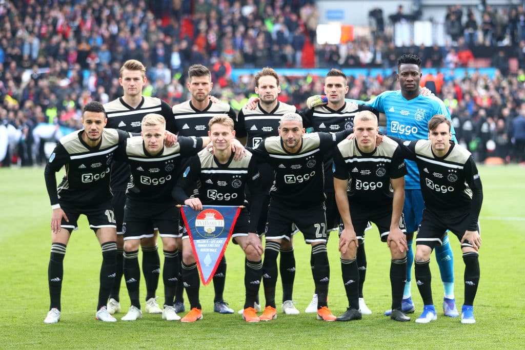 Toda la plantilla del Ajax tiene un valor mercado, de acuerdo con información del portal Transfermarkt, por 470 millones de dólares y es el más caro de la Eredivisie, es decir, de la Liga de Holanda.