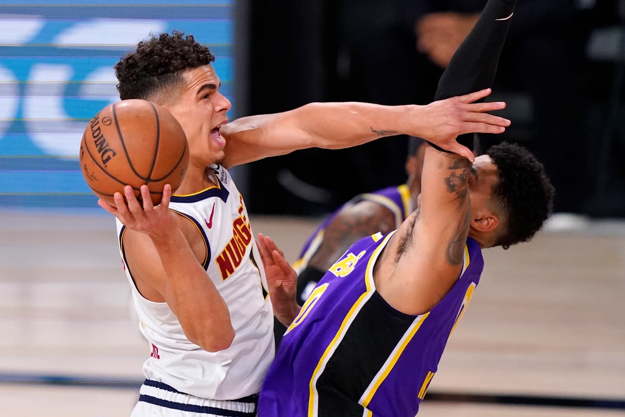 Los Denver Nuggets empataron llegaron a igualar el marcador en el tercer cuarto, pero no fue suficiente. LeBron James anotó 38 puntos y Anthony Davis se mandó con 27; fueron los máximos anotadores del juego.