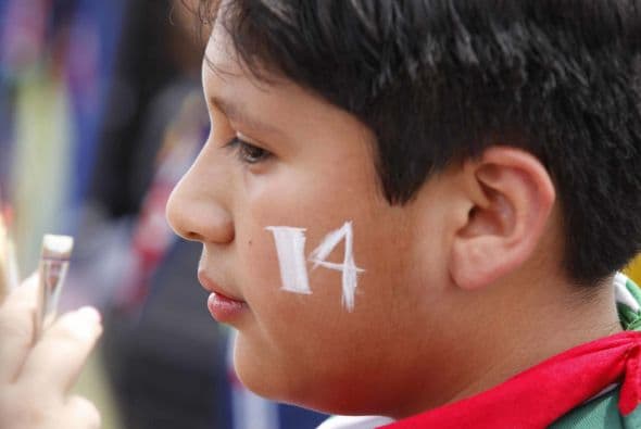 La afición en Estados Unidos llegó a Phoenix con todo su colorido para ver a México y Guatemala enfrentarse en la Copa Oro 2015.