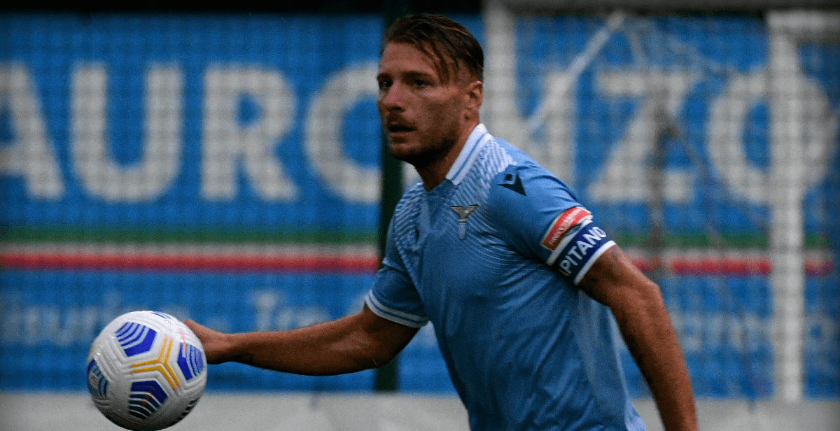 Ciro Immobile firma con la Lazio hasta 2025