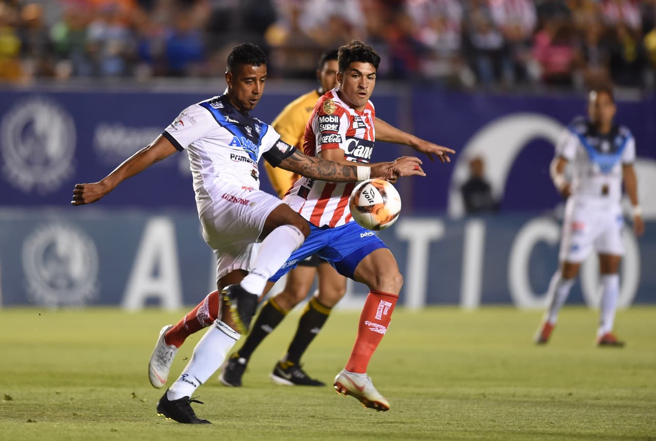 En la primera mitad el partido se encontraba empatado a una anotación.