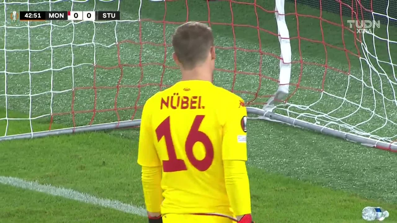 ¡CERCA! Ivan Ljubic disparó que se estrella en el poste.