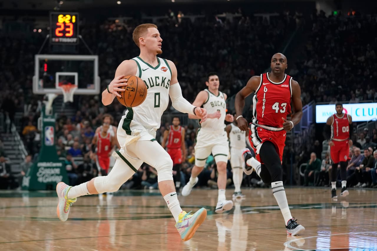 Portland Trail Blazers 129-137 Milwaukee Bucks. Los Bucks se quedan con la victoria pese a los 37 puntos de CJ McCollum.