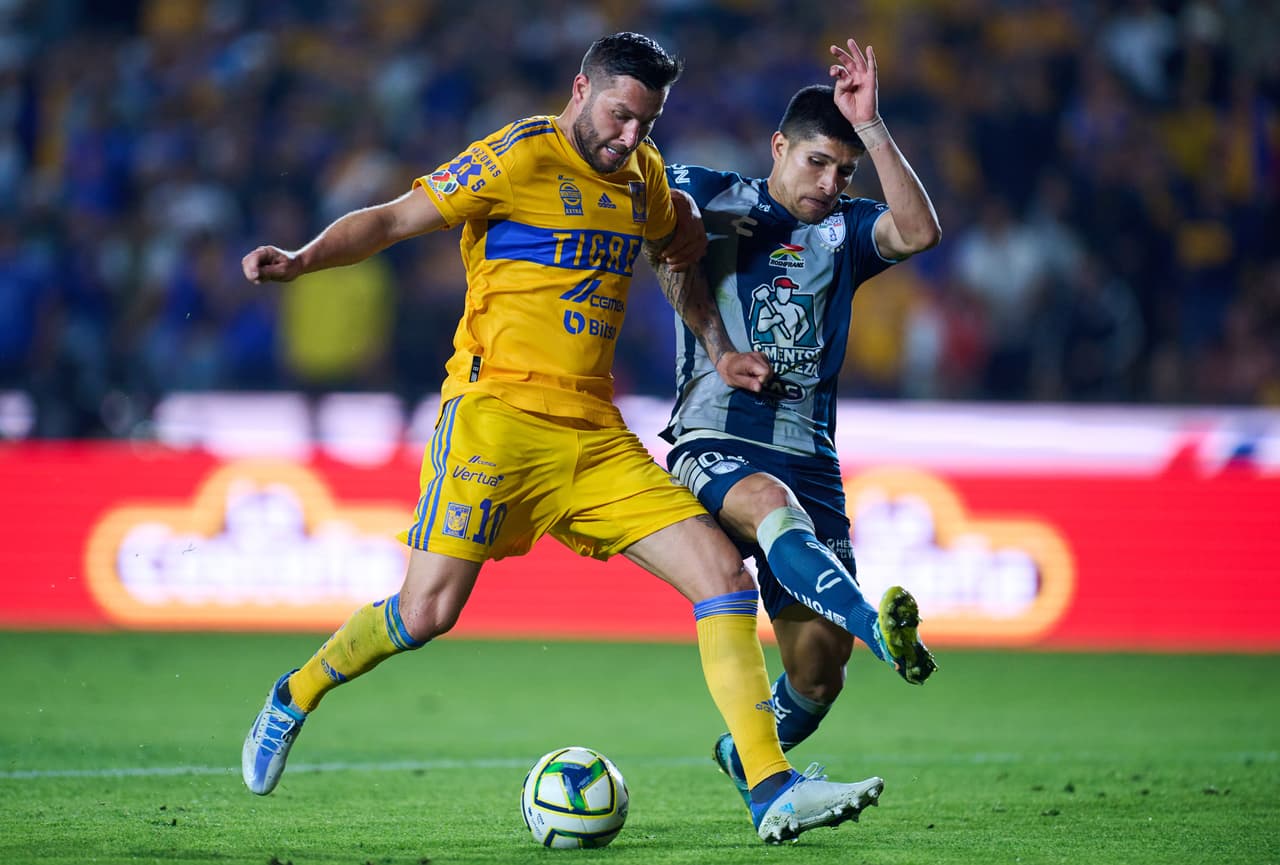 Tigres vencen de manera contundente a los Tuzos del Pachuca.