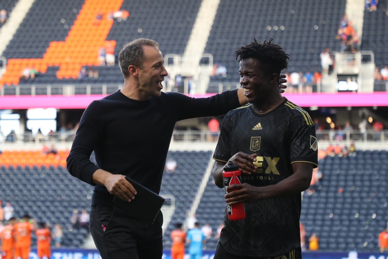 Fue otro buen resultado, que mantiene al equipo de Steve Cherundolo como líder de la Conferencia Oeste.
<br>