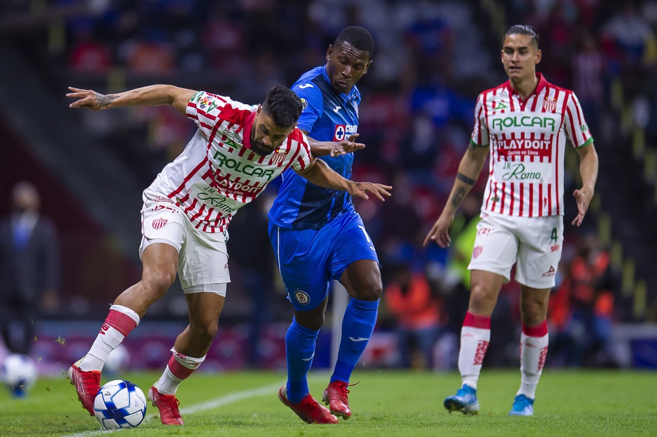 Cruz Azul y Necaxa protagonizaron un partido que tuvo un final cardiaco.