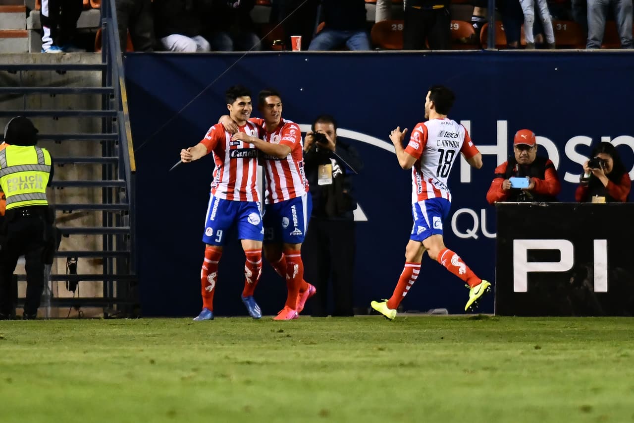 Con un doblete de Nicolás Ibáñez y gol de Germán Berterame, Atlético San Luis le pega al líder León.